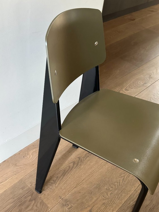Image 1 of 6x Sillas Vitra Standard SP Jean Prouvé Verde oliva / Negro