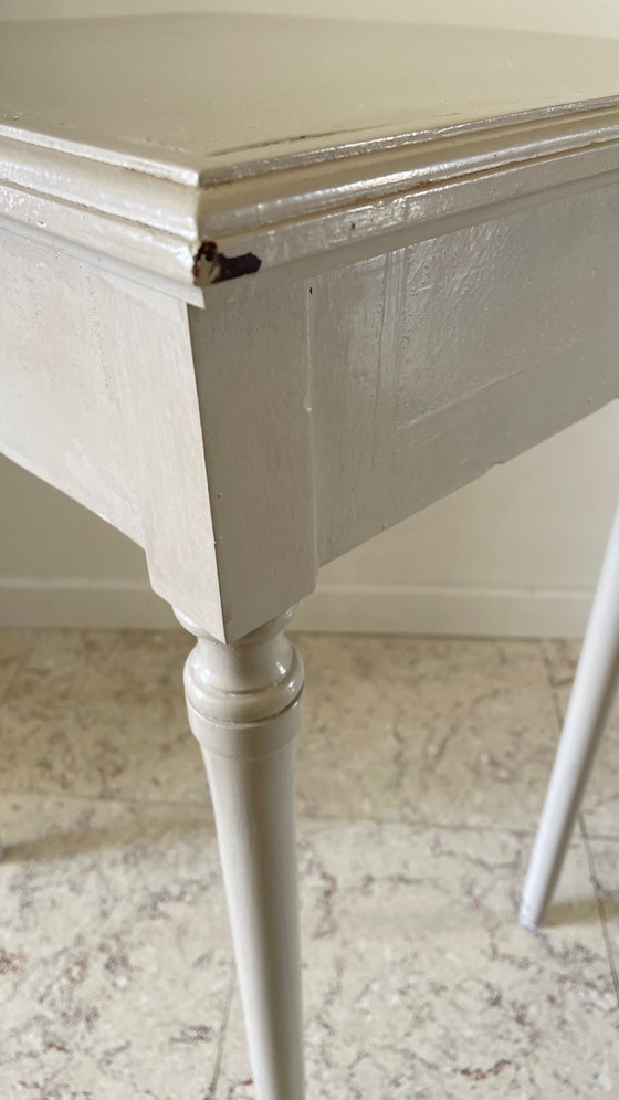 Image 1 of Comodino antico con cassetto