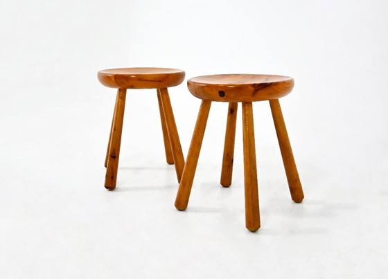 Image 1 of Taburetes de Charlotte Perriand para Les Arcs, década de 1960, juego de 2