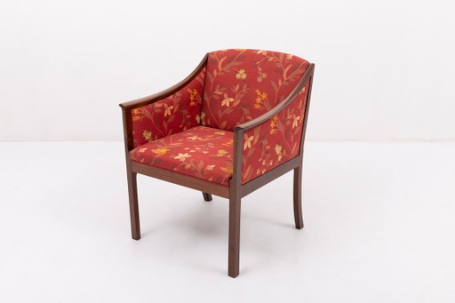 Fauteuil élégant moderne danois par Ole Wanscher pour P. Jeppensen, années 1960
