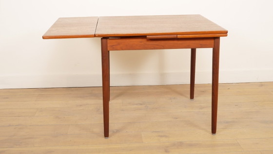 Image 1 of Compact vintage dining table | extendable | 1960s