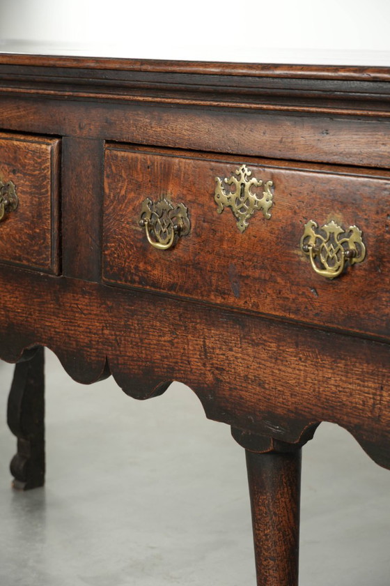Image 1 of Large English antique oak sideboard/dresser with 3 working drawers from the early 18th century with a beautiful patina