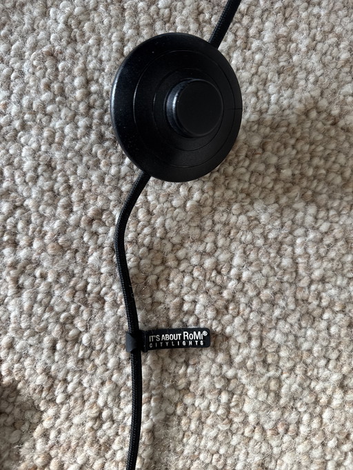 Es geht um RoMi Valencia vloerlamp