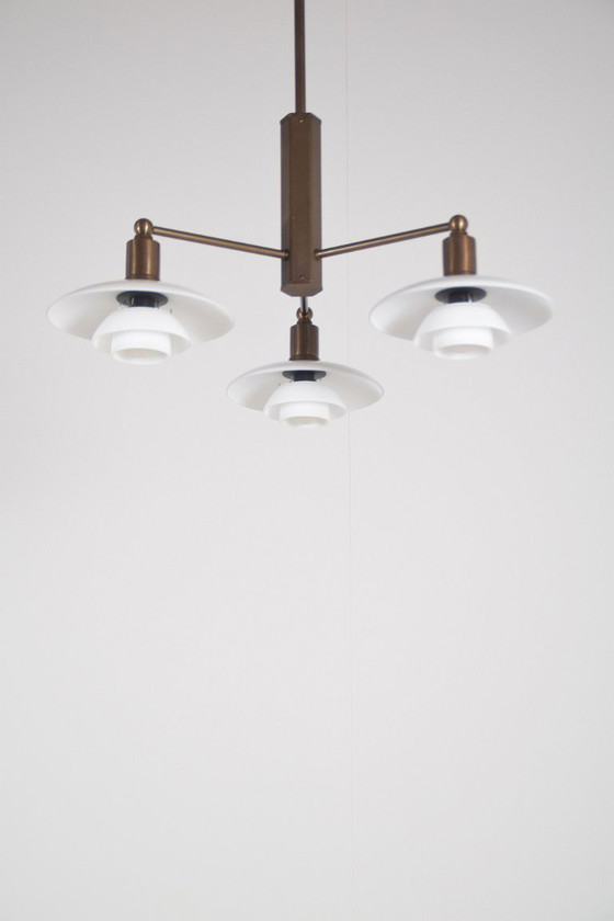 PH 2/1 kroonluchter door Poul Henningsen voor Louis Poulsen, jubileumeditie – Brass, Glass, Vintage (photo 6 of 10)