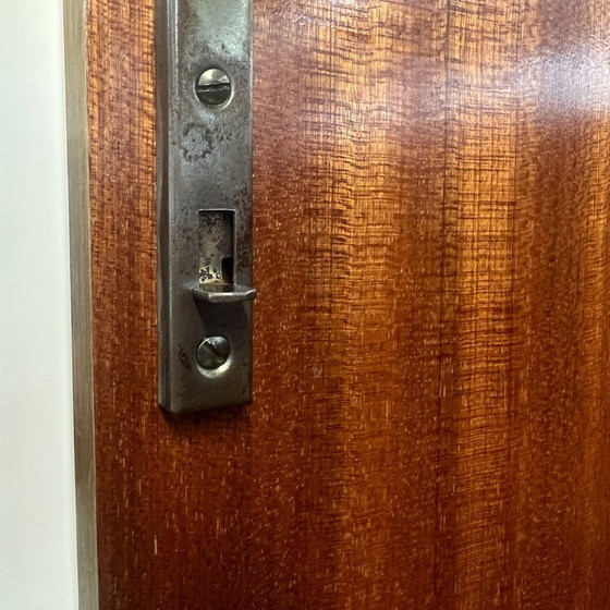 Image 1 of Exclusieve Duitse vintage barkast/woonkamerkast uit de jaren 50, hout in Riva-bootstijl.