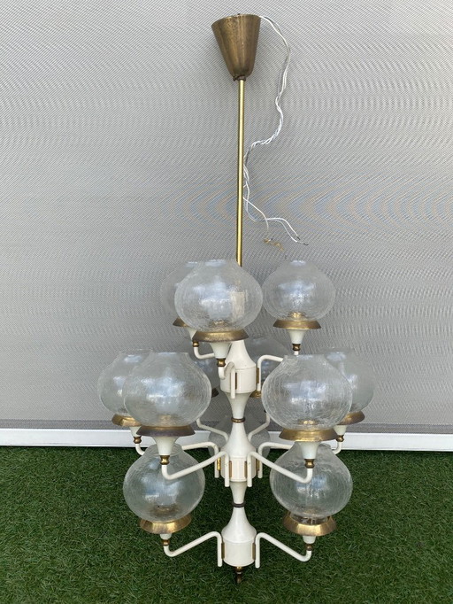 Lampada a sospensione di design vintage.