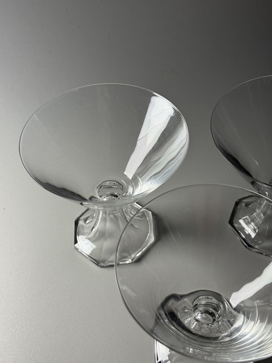 Image 1 of Huit coupes à cocktail/champagne en cristal Art déco attribuées à Val Saint Lambert, Belgique, années 1930