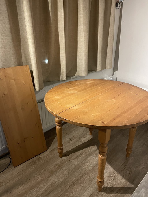 Vintage solid extendable dining table