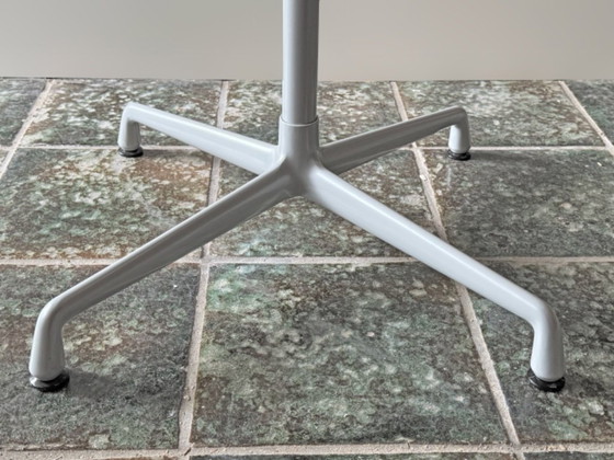 Image 1 of vitra Eames Contract design tavolo Ø80cm