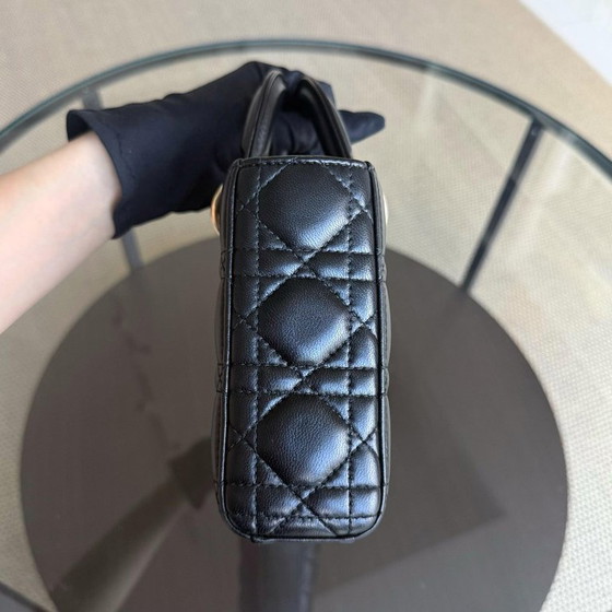 Image 1 of DIOR D-JOY MEDIUM - PELLE DI AGNELLO CANNAGE, NERA, FERRAMENTA DORATA