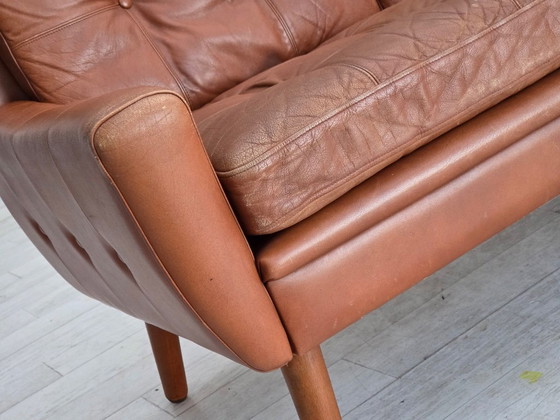 Image 1 of Dänisches 3-Sitzer-Sofa aus den 1970er Jahren, braunes Möbelleder mit Patina.