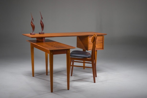 Escritorio de teca en forma de L Mid-Century Modern, años 70 – Wood (photo 9 of 18)