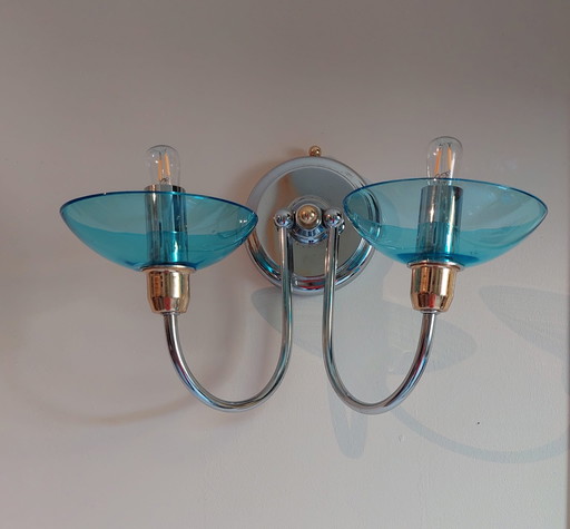 Pair of 2 chrome wall lights and blue cups