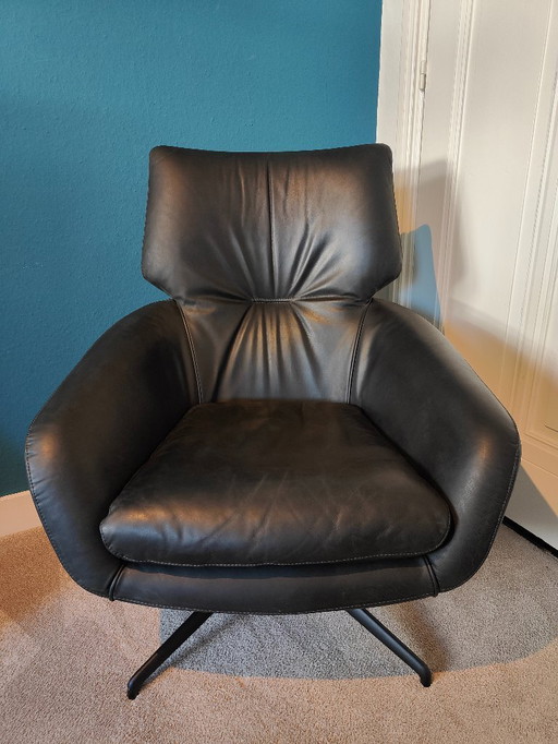 Leolux Lloyd fauteuil met neigfunctie