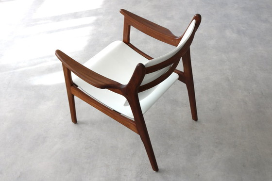 Image 1 of 2x vintage armchairs