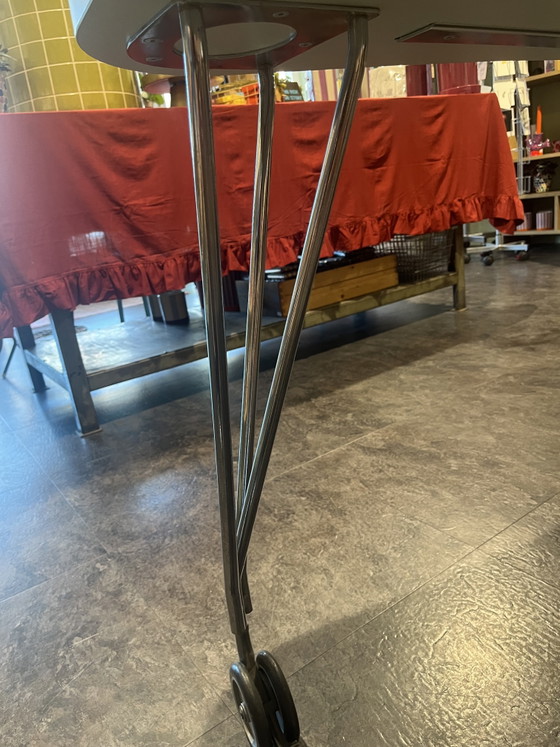 Kartell Max Tisch – Sanduhr-Design – Tische, Metal, Plastic (photo 6 of 6)