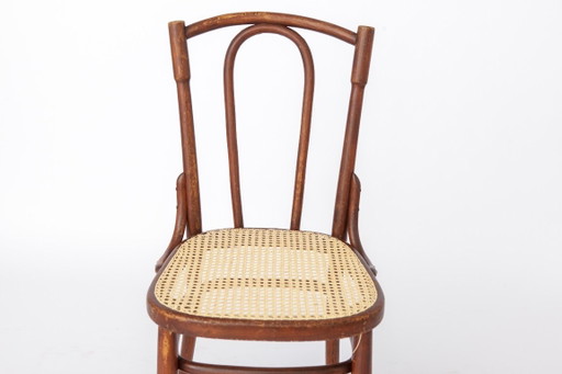 Antiker Bugholzstuhl im Stil von Thonet Nr. 56 | Österreichischer Rattanstuhl | 1930er Jahre (photo 2 of 13)