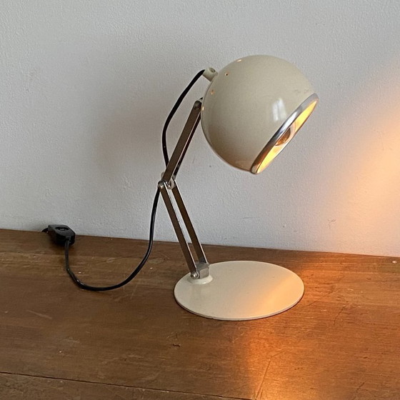 Image 1 of EYE BALL scharnierende lamp. 1970. Crème.