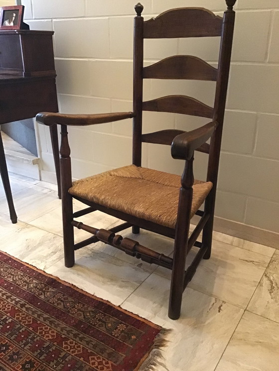 Image 1 of Silla antigua de madera