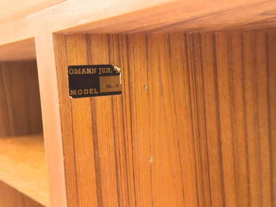 Libreria vintage in teak con scrivania di Omann Jun, anni '60 – Librerie, Scandinavian (photo 9 of 31)