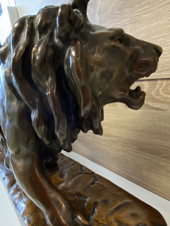 Image 1 of Grande statua antica di leone in bronzo massiccio di Louis Vidal (1831-1892)