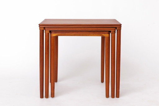 Set of 3 Teak Nesting Tables – 1970s Danish Mid-Century Modern Design, Vintage Side Tables, Scandinavian Teak Furniture