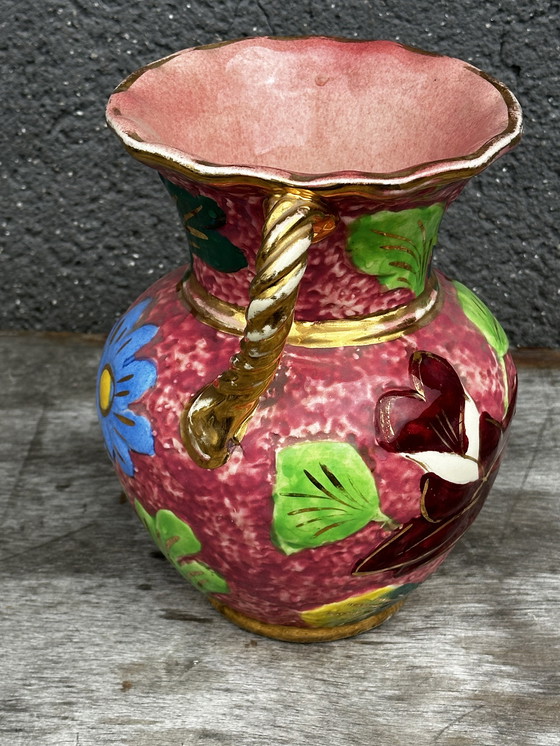 Image 1 of Beau Vase Vallauris Rose Bonbons et Motifs Floraux H 20 cm