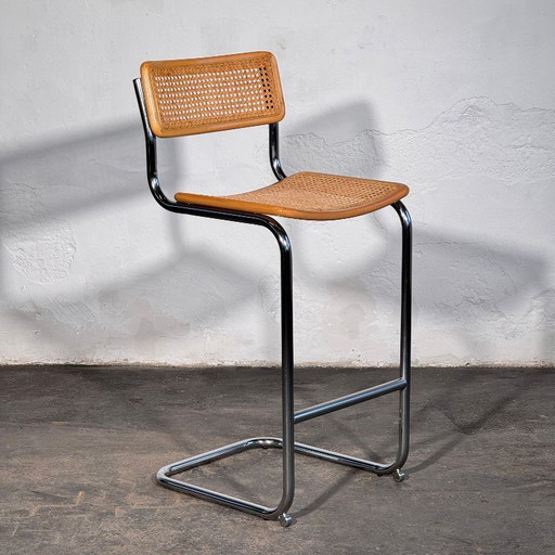 Een paar rotan barkrukken in de stijl van Marcel Breuer S32, jaren 90.