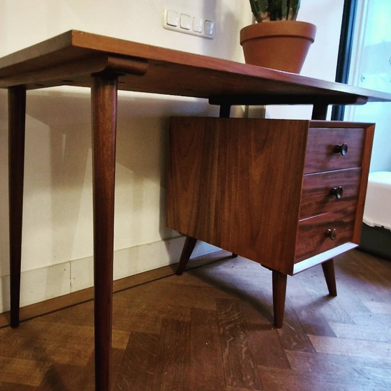 Image 1 of Scrivania danese vintage in teak