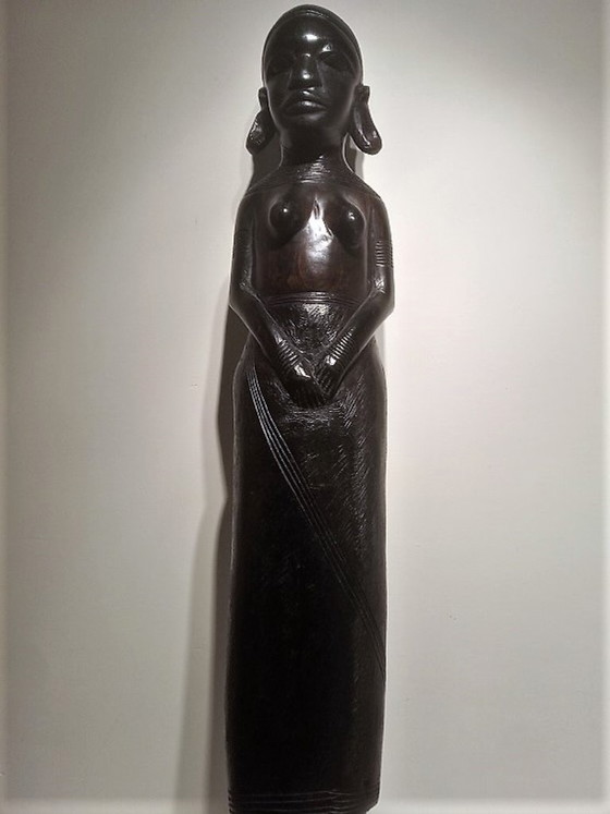 Image 1 of Très grande sculpture en ébène