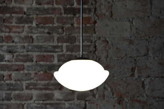 Lampadario Art Déco restaurato, di Napako, modello 4121, in cromo e vetro, di fabbricazione ceca, anni '30. (photo 2 of 8)