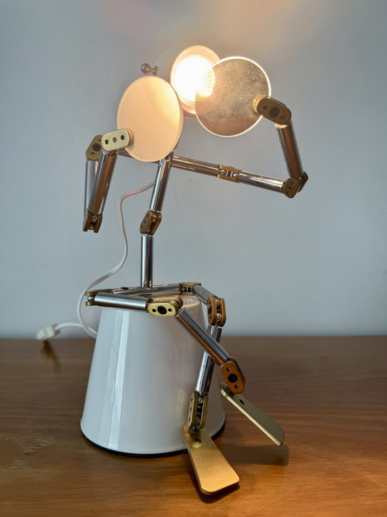 POSTMODERN OSQAR ROBOT LAMP BY YGNACIO BARANGA – kumade, Table lamps, Metal, Brass (photo 4 of 5)