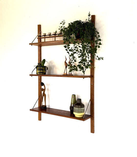 Image 1 of Vintage Deens teakhouten wandsysteem ‘60