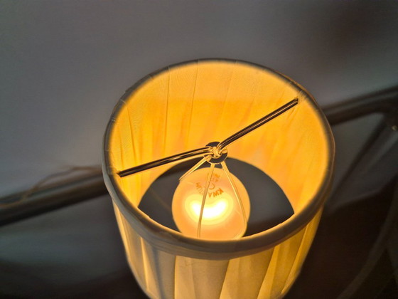 Image 1 of Lampe de table/de chevet japonaise vintage en bois