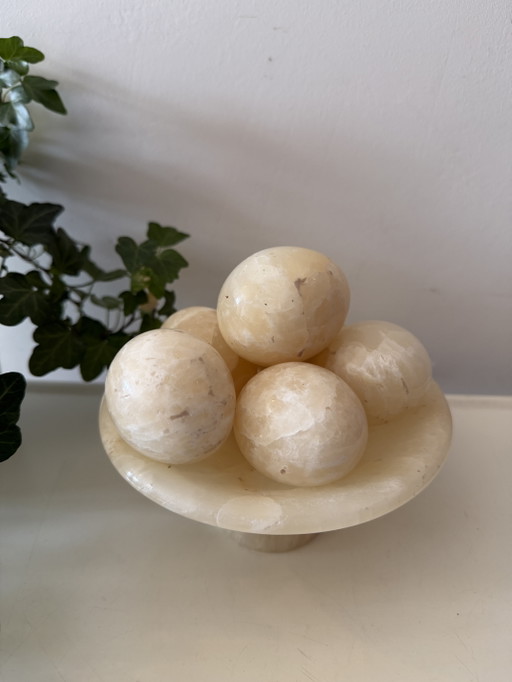 Bowl with 6 spheres already