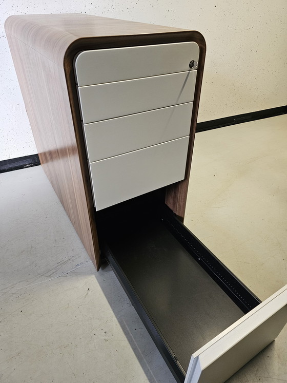 Image 1 of Luxuriöser Aktenschrank aus Holz im dänischen Stil