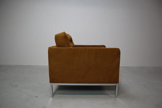 Image 1 of Pair of Florence Knoll lounge chairs for Knoll International