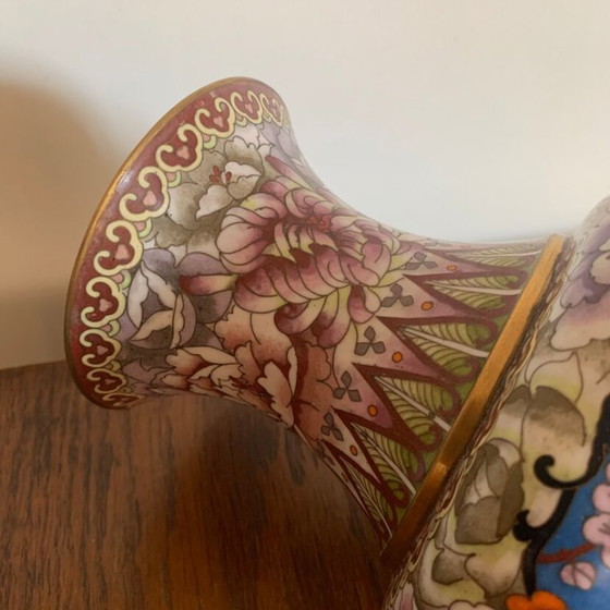 Image 1 of Vase chinois à décor de pivoines et oiseaux – XXe siècle