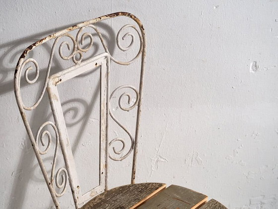 Antique outdoor chairs in white (c.1920). Set of 4 pieces – Garden chairs, Wood, Iron (photo 16 of 40)