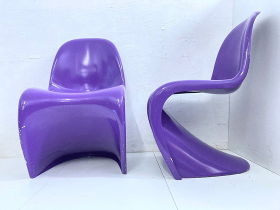 Image 1 of 2 Verner Panton Chairs Classic purple lacquered plastic Vitra signed 90s