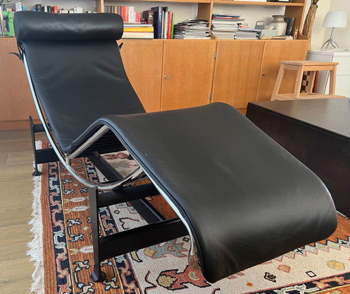 Cassini LC4 chaise longue