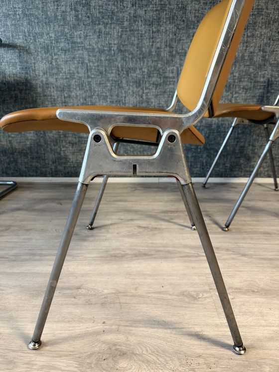 Image 1 of 2 sillas Dsc106 de Giancarlo Piretti para Castelli, década de 1960