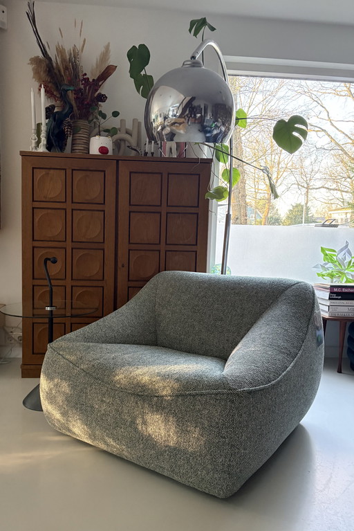 Sillón Montis Ringo con tapizado Kvadrat