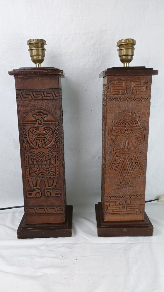 Image 1 of Paire Lampes Angel L. Pazmino Totem en Cuir Vintage Motifs Aztéque Inca ou Maya