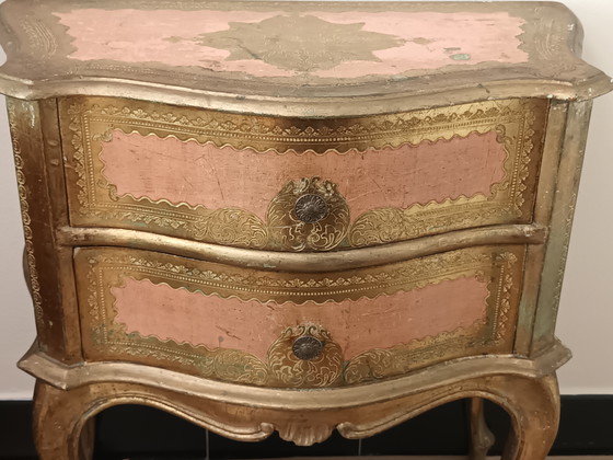 Image 1 of Commode Florentine