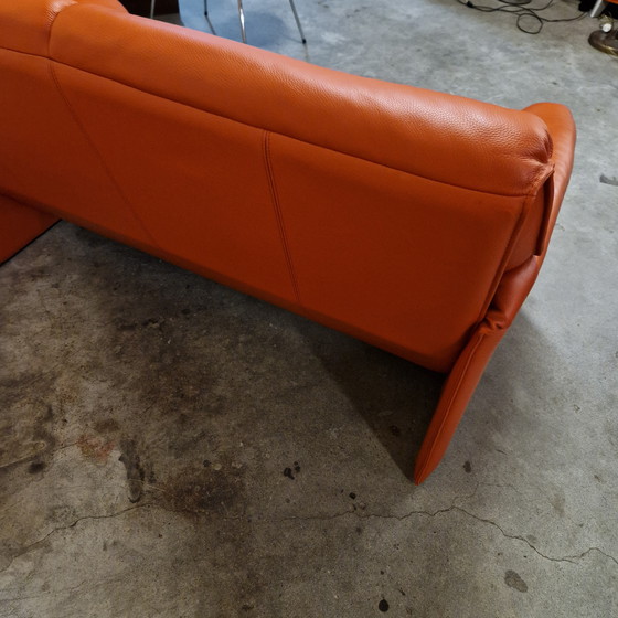 Image 1 of Leolux Bora Béta tweezitsbank leren bank oranje bank