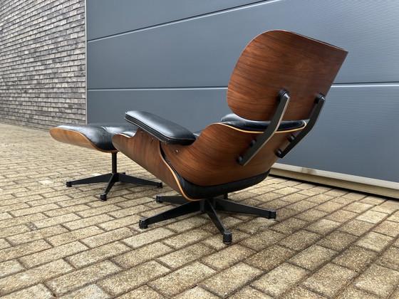 Image 1 of Sillón Eames de Herman Miller by Vitra con otomana. ¡De 1983 con factura! Rio Palissander