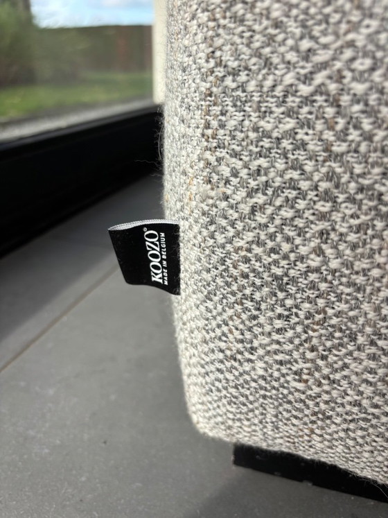 Modernes Ecksofa aus grauem Textil, Koozo, Stoff (Foto 12 von 12)