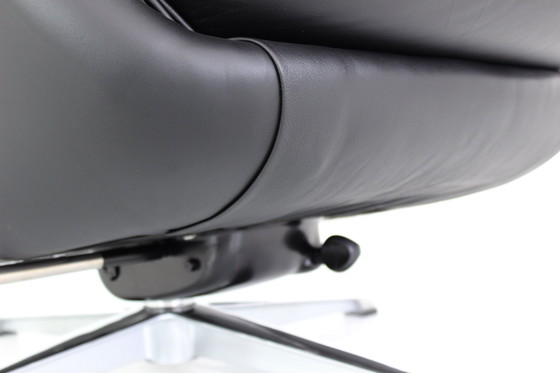 Image 1 of as new! Gustav Thams Vintage Egg Lounge Chair / Mid - Century Armchair with tilt function, Leather and polished Aluminum 1a rest