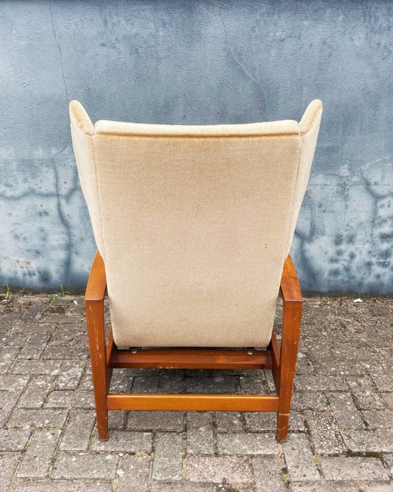 Image 1 of Vintage 1950s ear chair